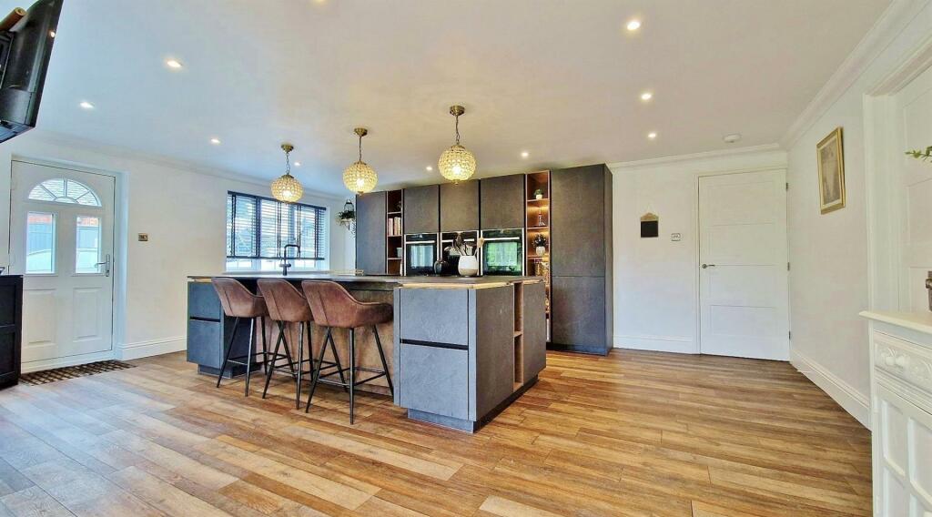 Additional image 13 of The Street, Kirby-Le-Soken