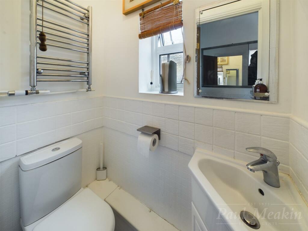 Additional image 10 of Queenhill Road, South Croydon