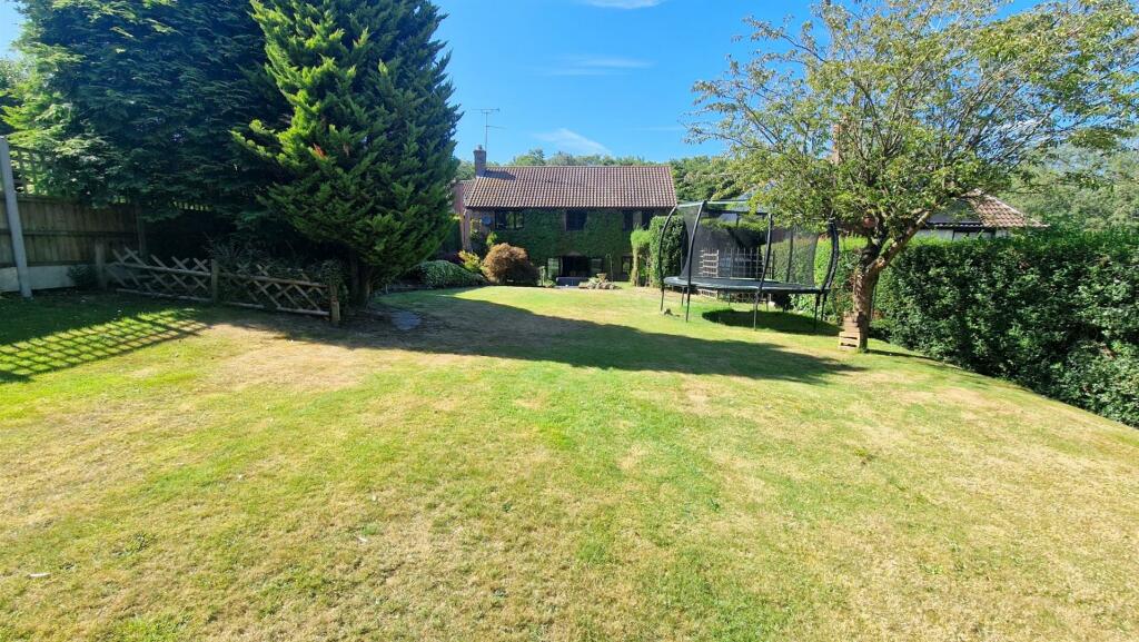 Additional image 11 of Riffhams Lane, Danbury