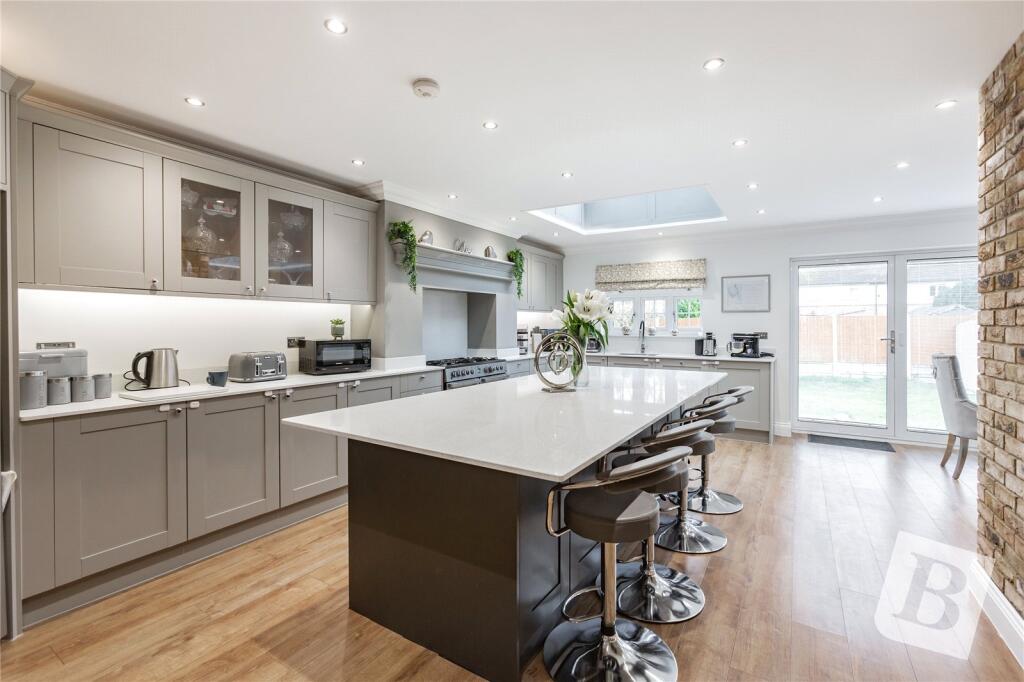 Additional image 8 of Hatch Road, Pilgrims Hatch, Brentwood, Essex, CM15