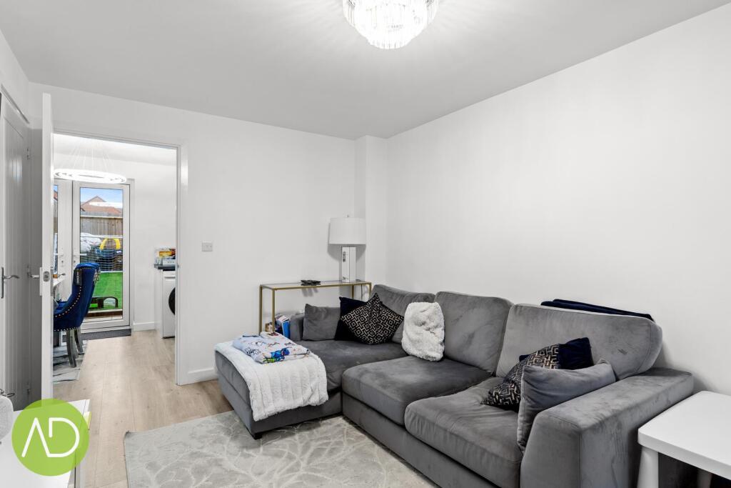 Additional image 2 of Hawfinch Crescent, Old Harlow, Essex