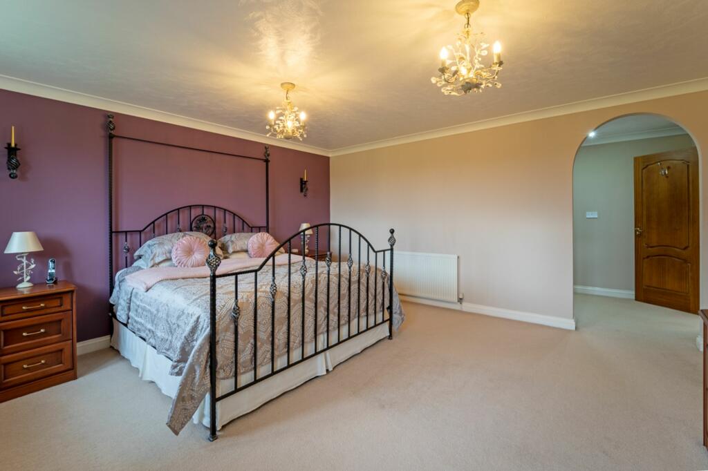 Additional image 18 of Rectory Close, CH8