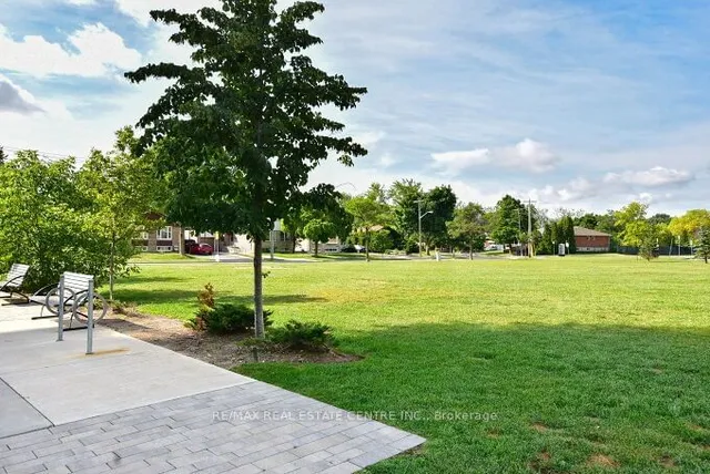 Additional image 6 of 80 Esther Lorrie Dr Unit 1116