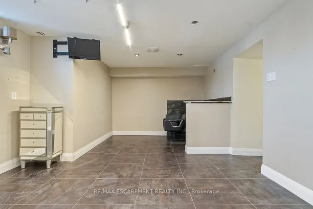 Additional image 34 of 57 Birgitta Cres