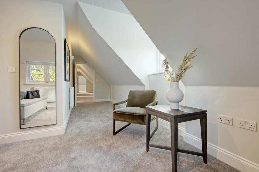 Additional image 16 of Brizes Park, Kelvedon Hatch