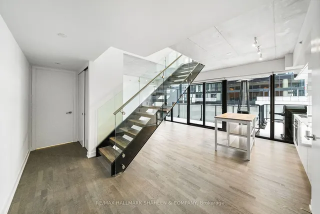 Additional image 6 of 185 Roehampton Ave Unit 702