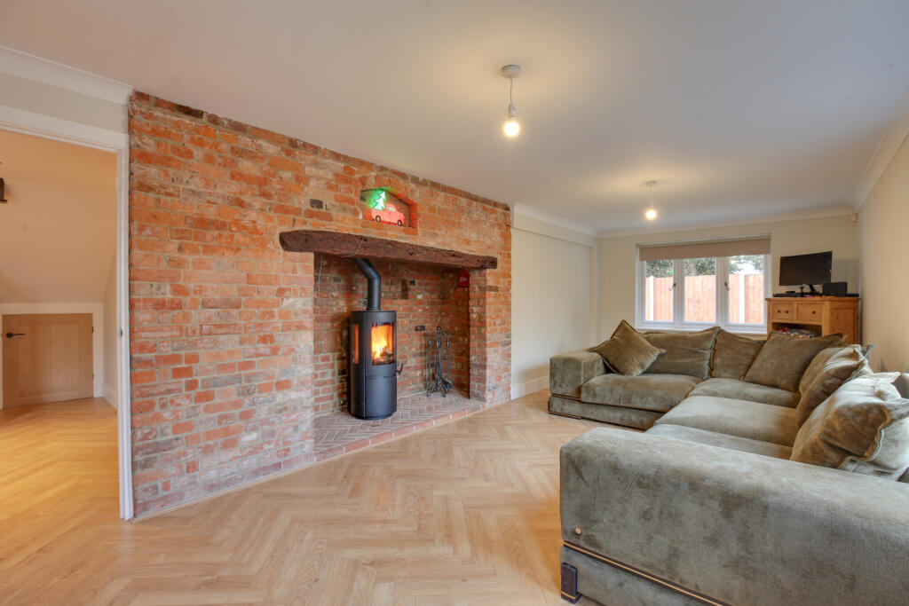 Additional image 8 of Braintree Road, Felsted, CM6