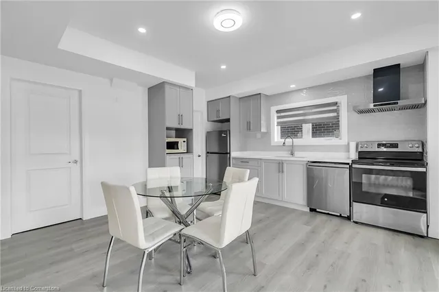 Additional image 35 of 528 Nathalie Cres