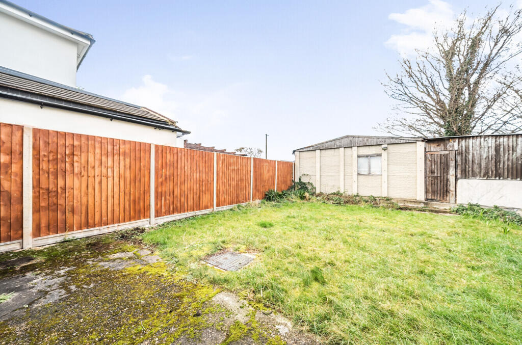 Additional image 4 of Manor Way, Mitcham, CR4