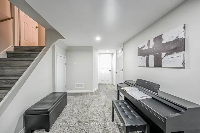 Additional image 30 of 36 Starhill Cres