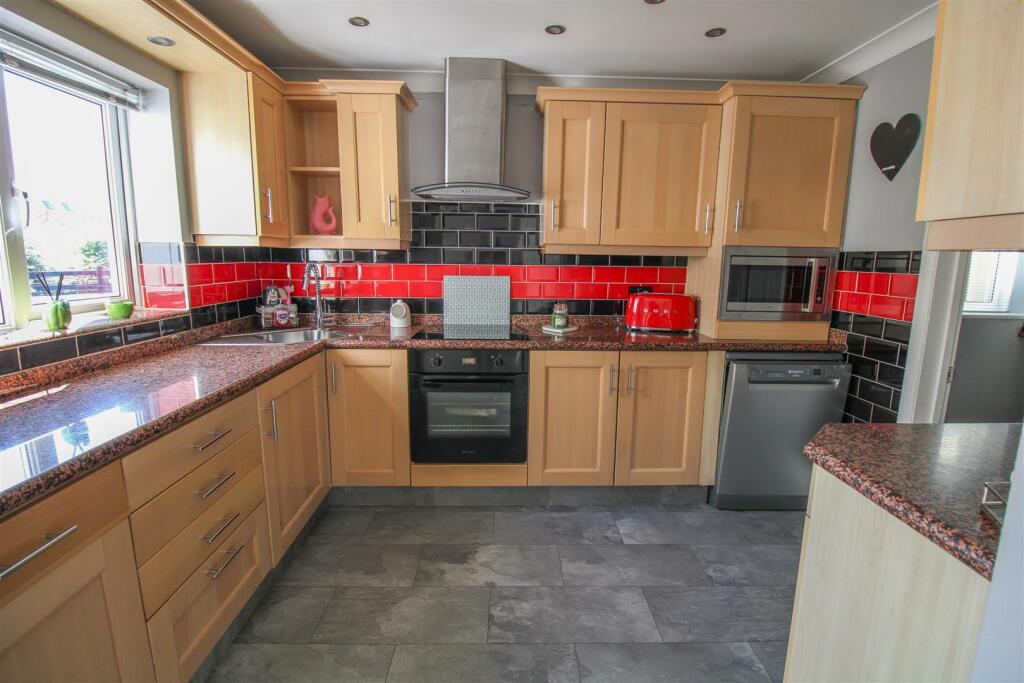 Additional image 5 of Curteys, Old Harlow, Harlow