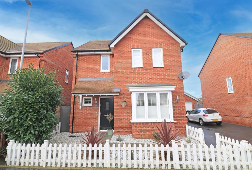 Additional image 15 of Orchard Way, Boreham, Chelmsford