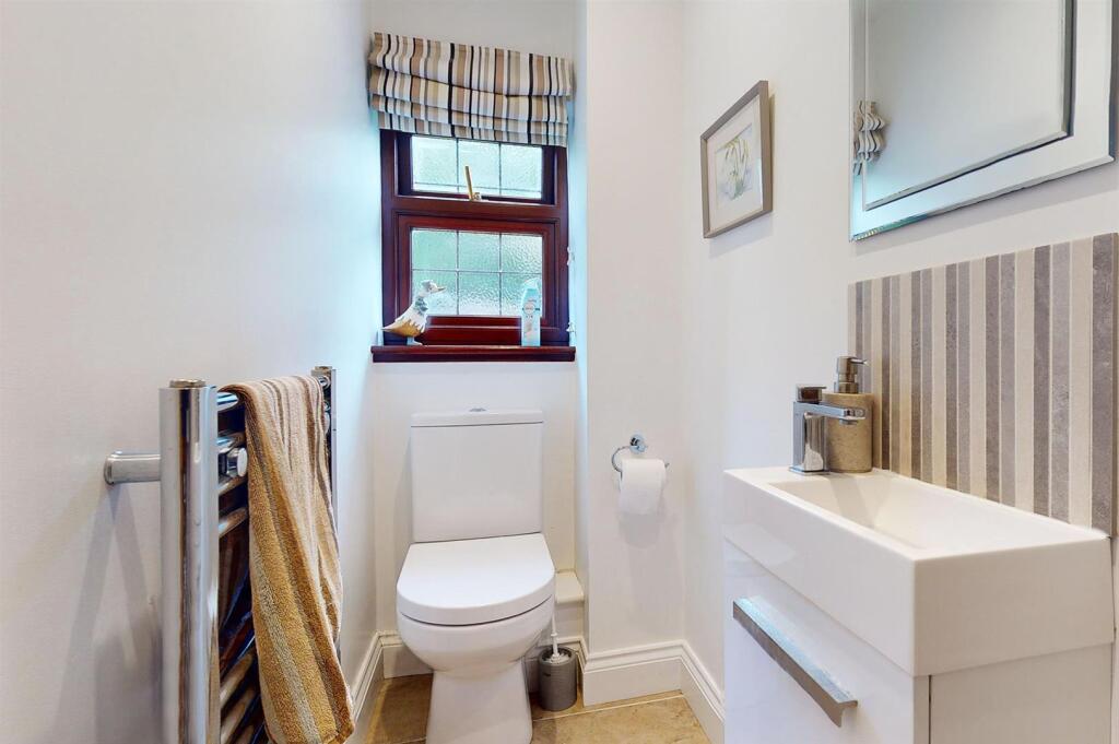 Additional image 12 of Robinsbridge Road, Coggeshall, Colchester