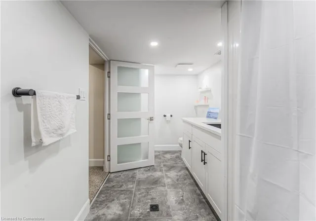 Additional image 32 of 46 Bradley Dr