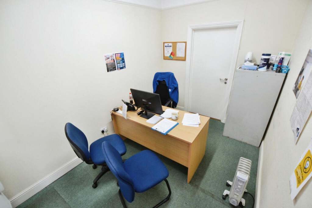 Additional image 10 of Carnarvon Road, CO15