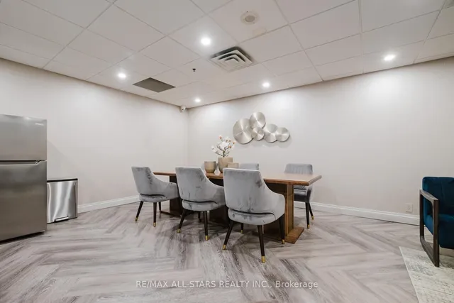 Additional image 32 of 1 Leaside Park Dr Unit 303