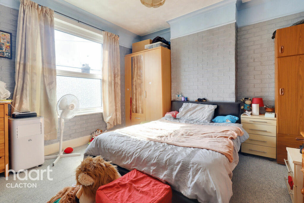 Additional image 6 of First Avenue, Walton On The Naze