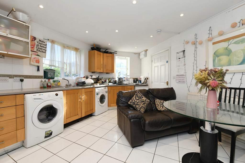 Hakewill Way, Colchester CO4