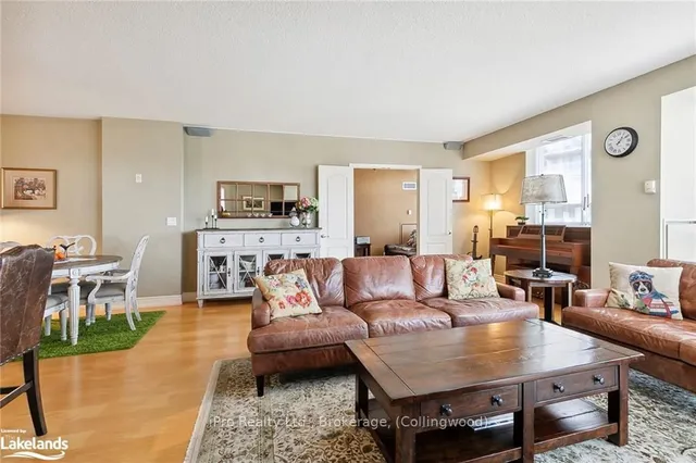 Additional image 10 of 20 COLLIER St Unit 502