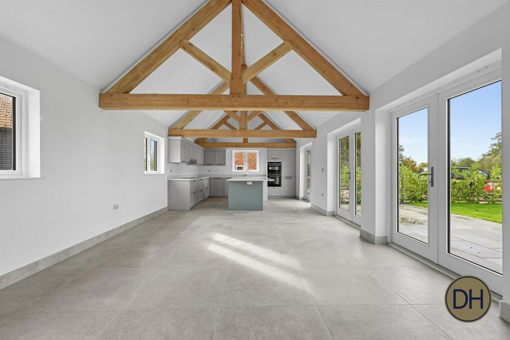 Additional image 9 of Quince Hall Farm, Chelmsford Road, Blackmore, Essex CM4