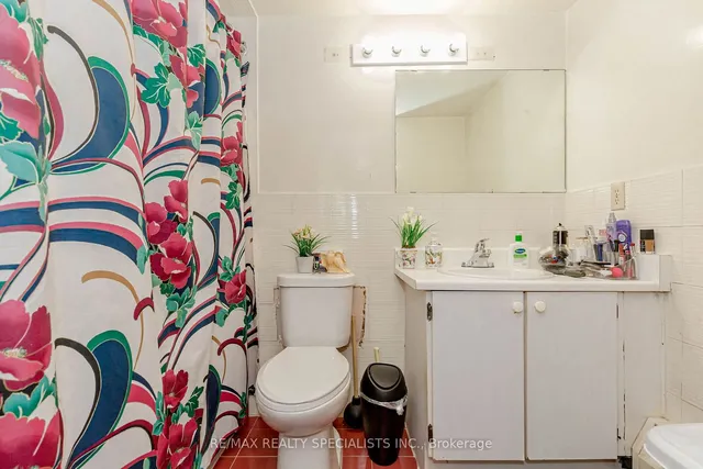 Additional image 24 of 1 Four Winds Dr Unit 106