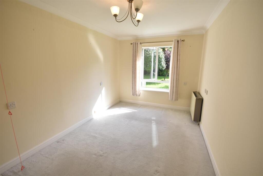 Additional image 7 of The Parade, Parkgate, Neston