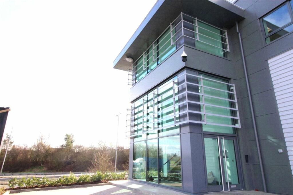 Additional image 2 of Avenue West, Skyline 120 Business Park, Braintree, CM77