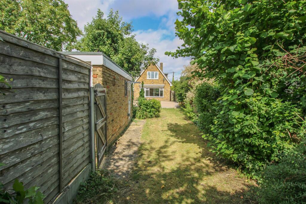 Additional image 14 of Brentwood Road, Ingrave, Brentwood