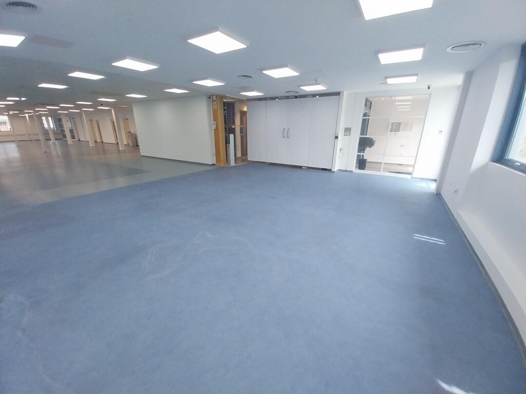 Additional image 5 of 112 Morden Road, Mitcham, CR4 4DA