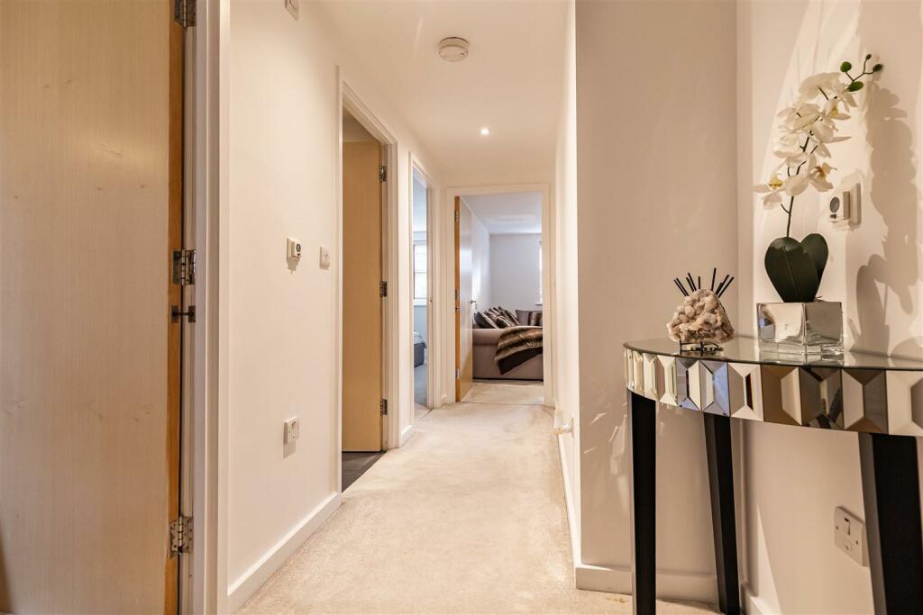 Additional image 6 of Hemnall Mews, Hemnall Street, Epping