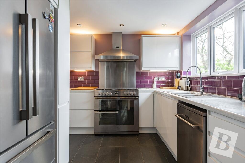 Additional image 20 of Marks Avenue, Ongar, Essex, CM5