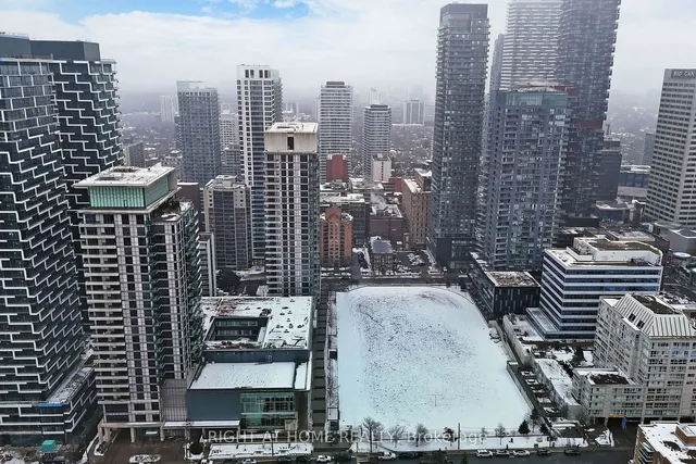 Additional image 28 of 30 Roehampton Ave Unit 1506