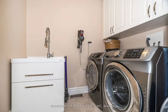 Additional image 28 of 24 Ranee Ave