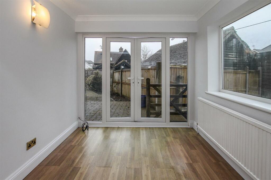 Additional image 11 of Orchard Piece, Blackmore