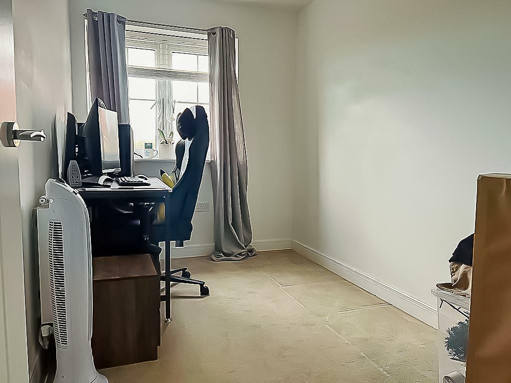 Additional image 16 of Skippers Way, Walton On The Naze