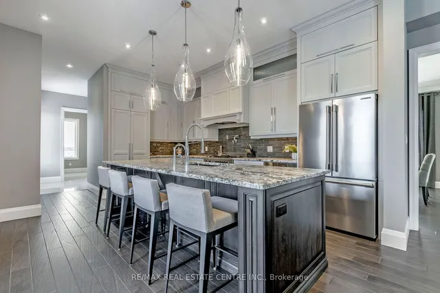 Additional image 7 of 258 Edgewater Cres Unit 4