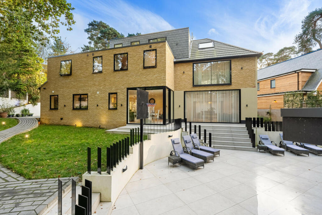 Additional image 29 of Pine Coombe, Shirley, CR0