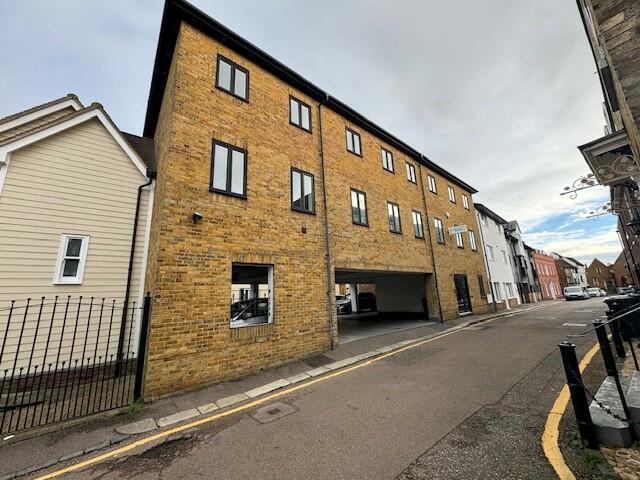 Additional image 11 of Basbow House, Basbow Lane, Bishop's Stortford, Hertfordshire, CM23 2TW