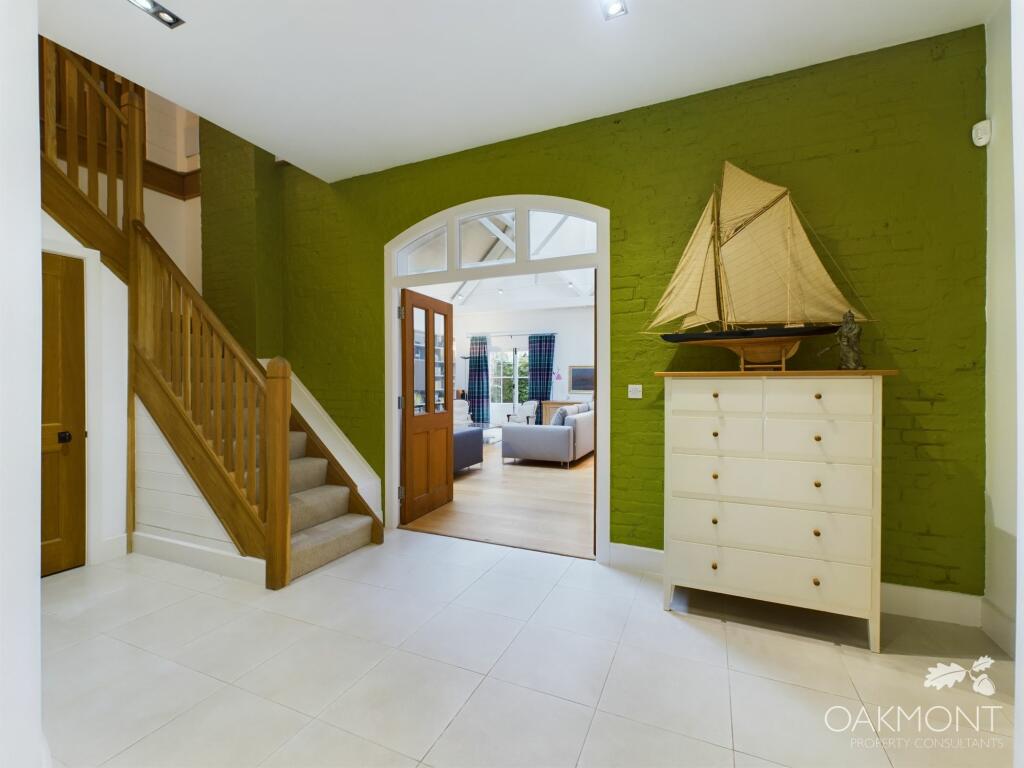 Additional image 9 of Flat , Myers Court, The Galleries, Warley, Brentwood