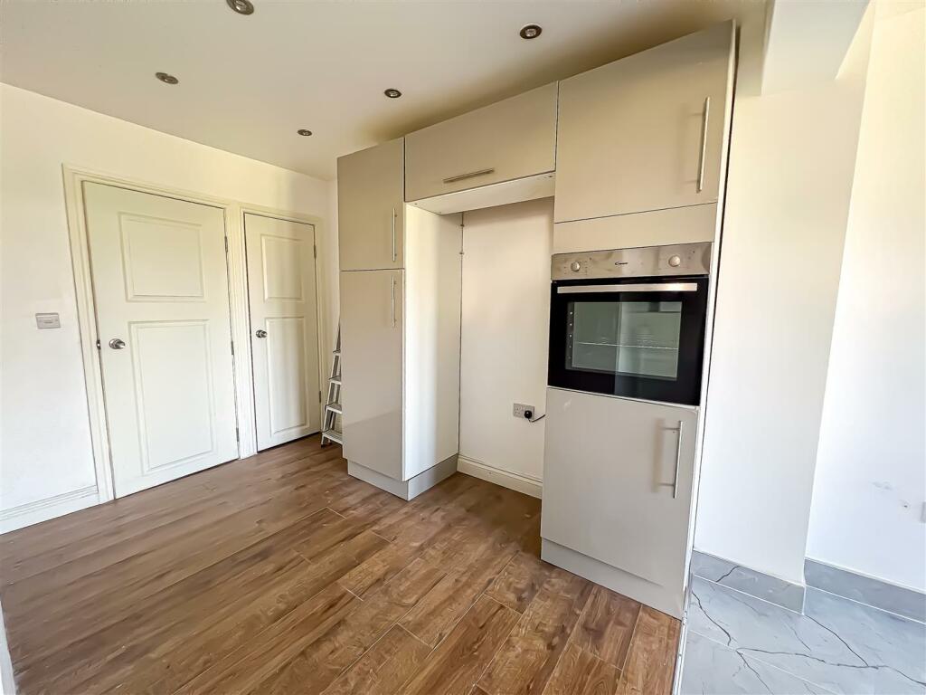 Additional image 9 of Wellesley Road, Clacton-On-Sea