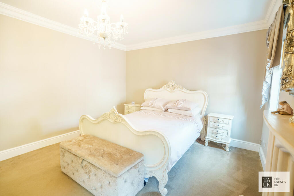 Additional image 9 of Nags Head Lane, Brentwood, CM14