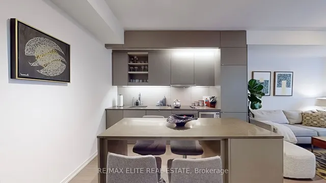 Additional image 10 of 101 Peter St Unit 2701