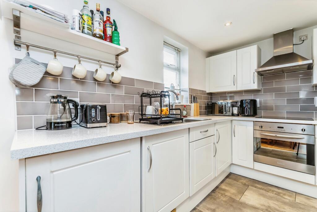 Additional image 13 of Holm Court, Westway, Caterham, Surrey, CR3