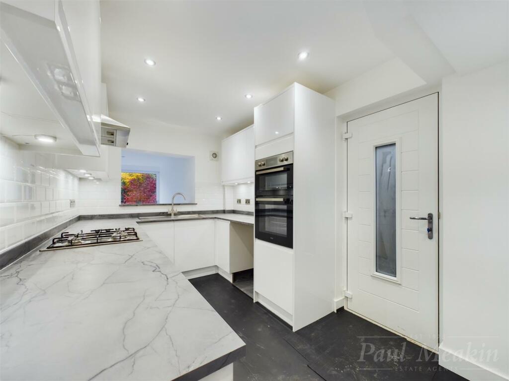 Additional image 9 of Crest Road, South Croydon