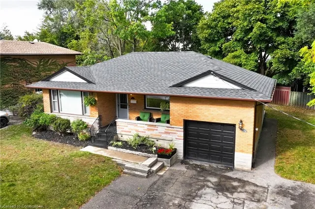 Additional image 5 of 42 Acacia St