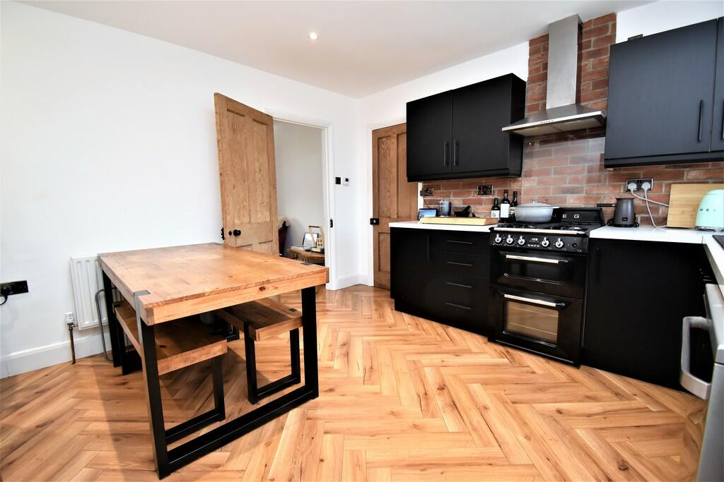 Additional image 3 of Gatehouse Villas, Chelmsford Road, Dunmow