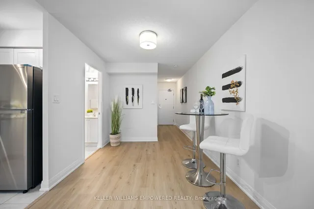 Additional image 6 of 1 Rean Dr Unit 714