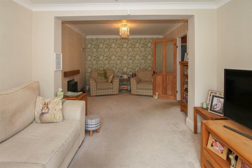 Additional image 10 of Blackmore Road, Doddinghurst, Brentwood