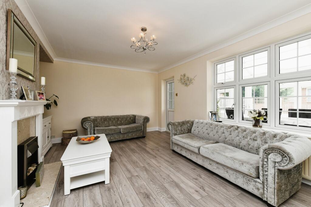 Additional image 5 of Balmoral Close, Billericay, CM11