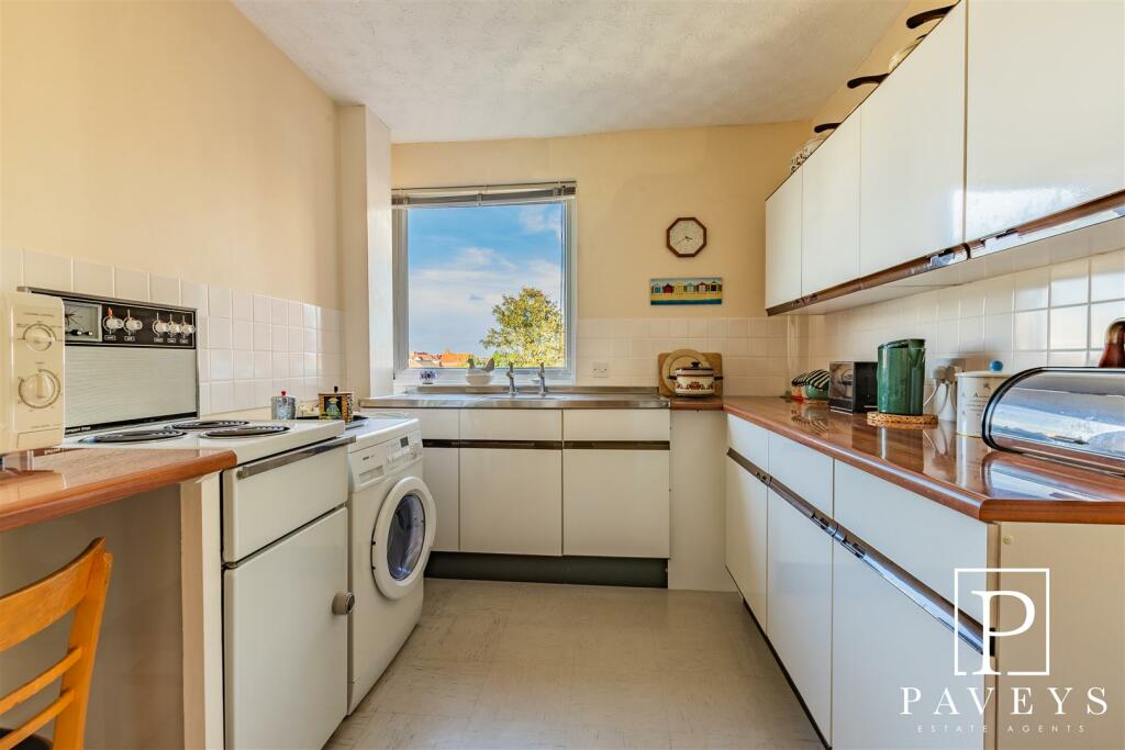Additional image 7 of The Esplanade, Frinton-On-Sea